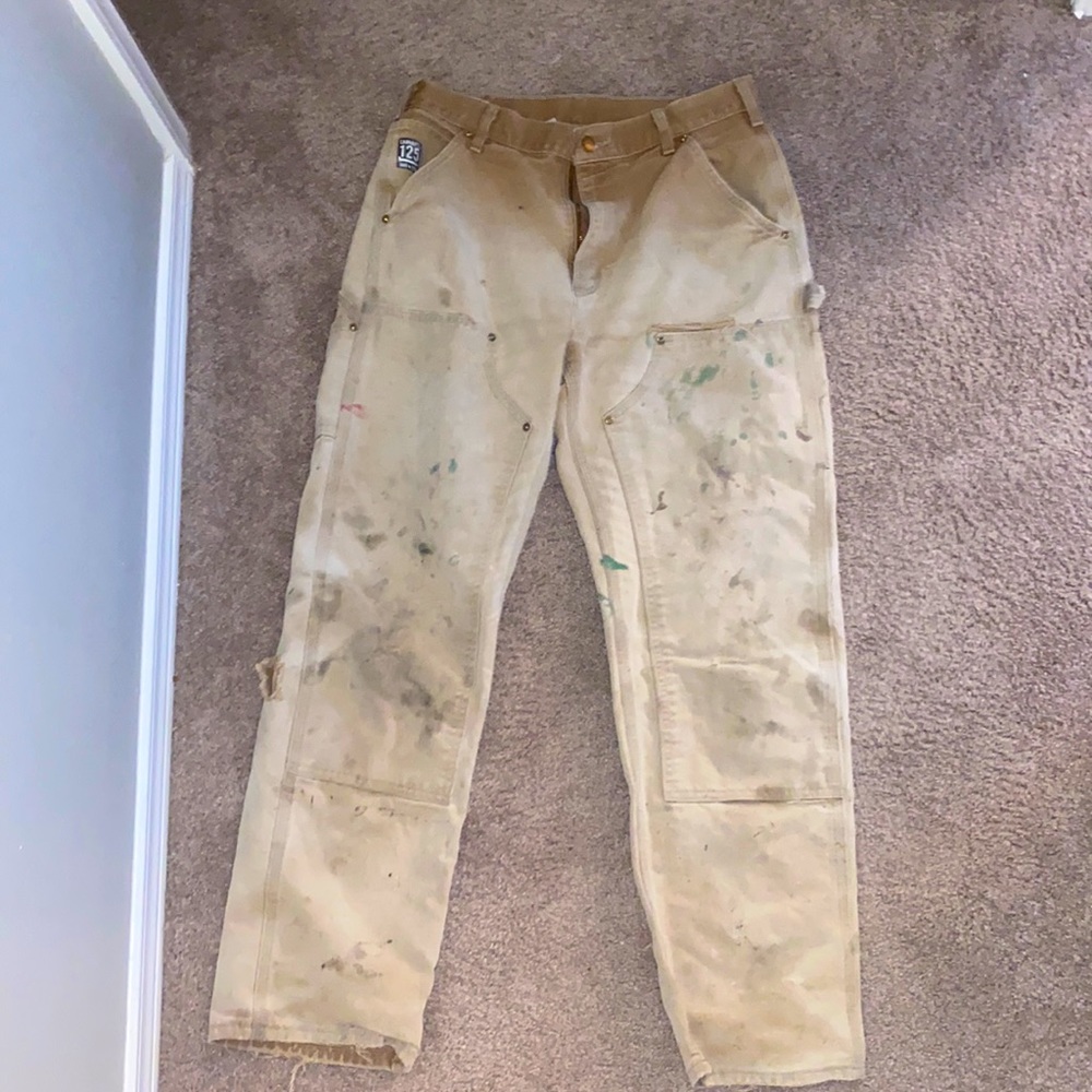Yes,they’re beat to shit and there’s a hole in the crotch.No, theyre lackin drip - Picture 1 of 4